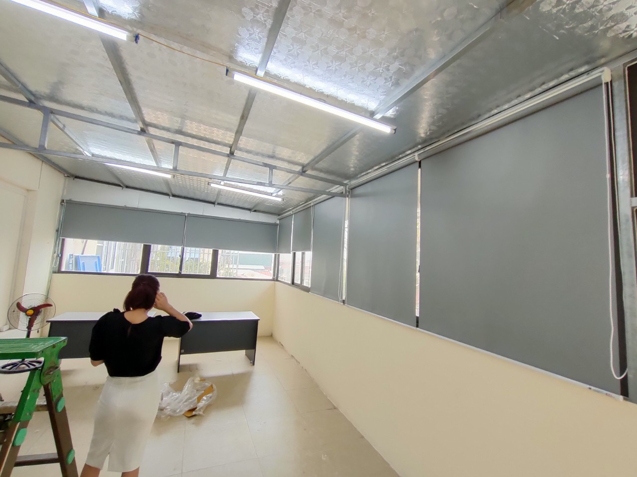 Lắp rèm cửa chống nóng tầng tum tại Kim quan Thạch Thất