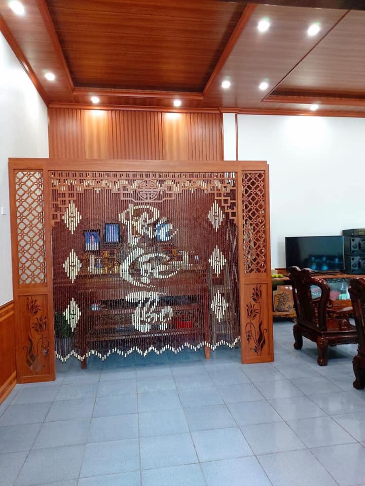 Lắp rèm hạt gỗ bồ đề treo cửa phòng thờ ở Ba la Hà Đông