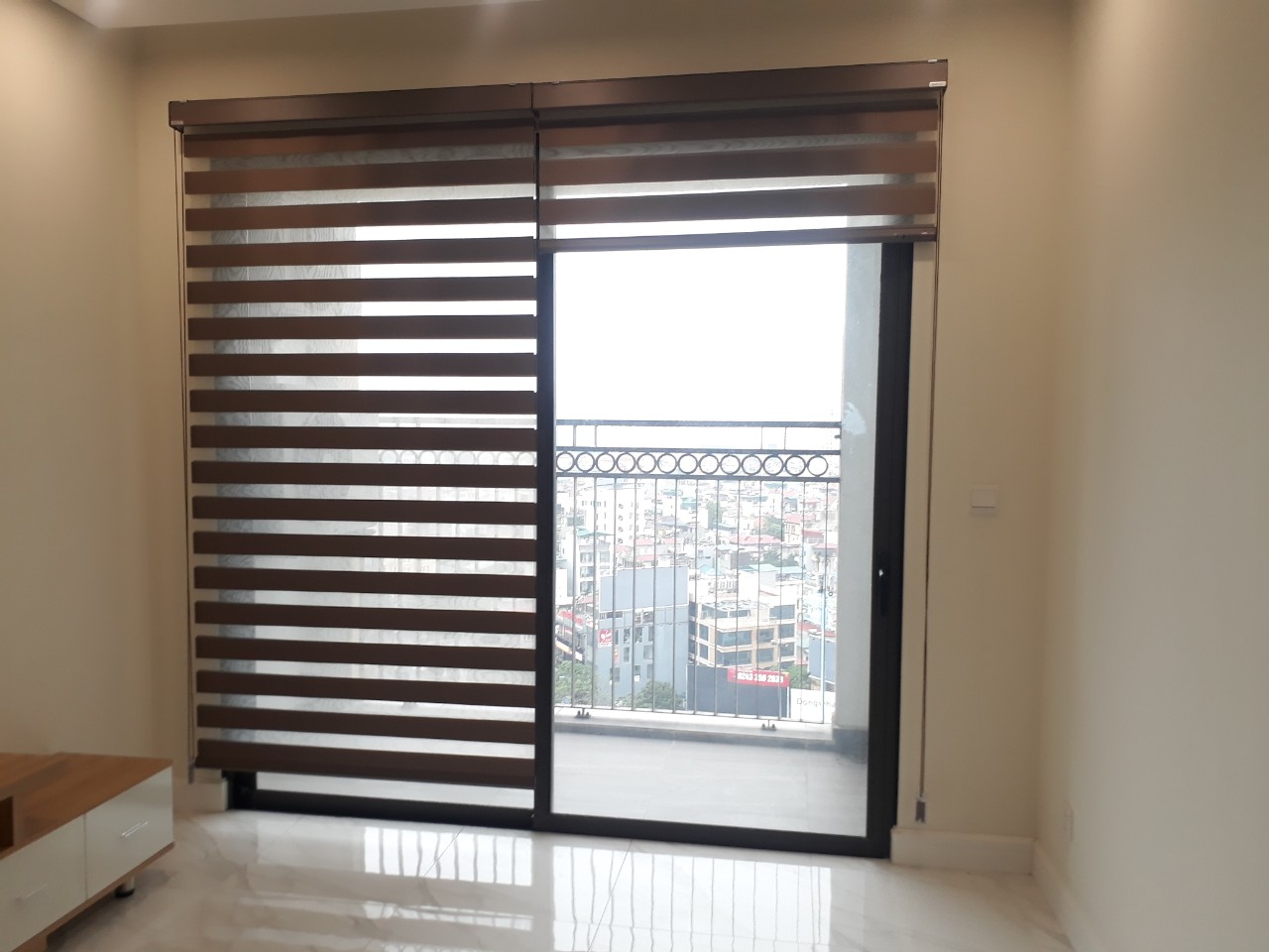 Rèm cầu vồng cửa chính & cửa sổ căn hộ chung cư