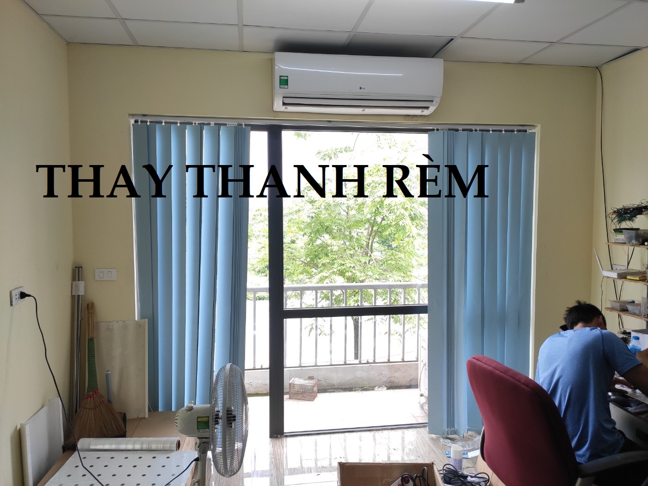 SỬA RÈM CỬA bị hỏng đứt dây kéo, gãy thanh treo, rơi rèm