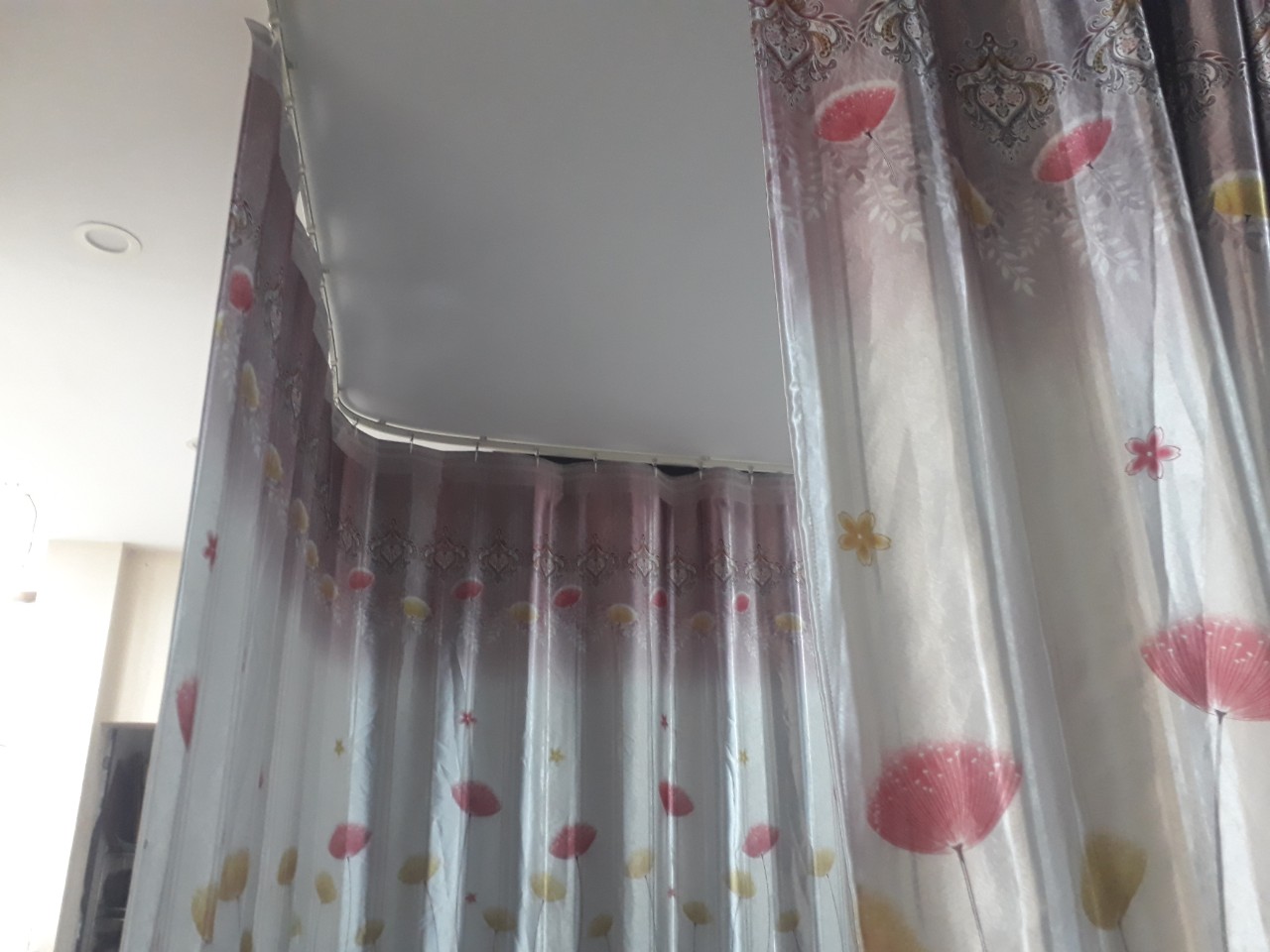 Thanh treo rèm uốn cong chữ U, chữ L: Ray rèm chịu lực