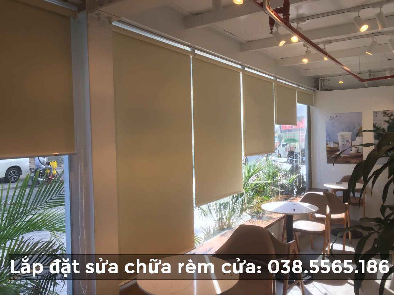 Kiểu rèm cửa quán cafe, quán ăn: Bền đẹp, Chống nắng tốt