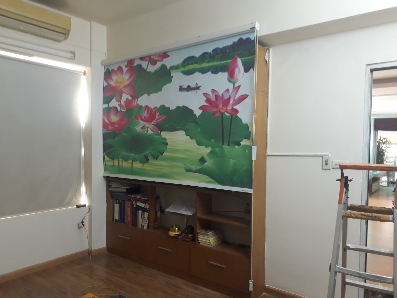 Khách ở Quảng bình mua rèm cuốn tranh về tự lắp gửi feedback