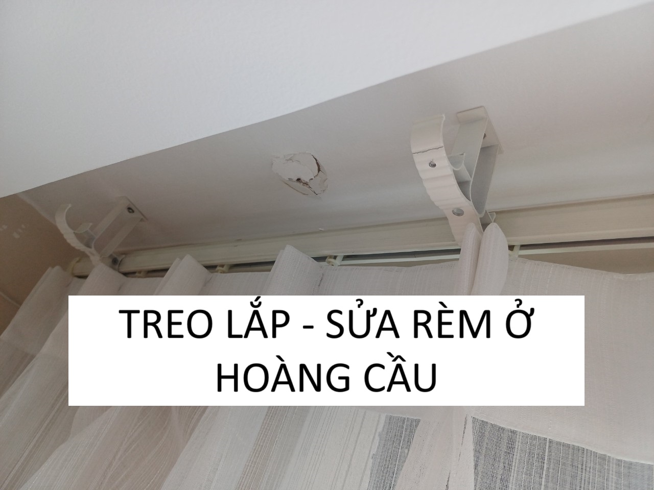 Dịch Vụ Lắp Lại Rèm Vải Bị Bung Vít, Rơi Thanh Treo Tại Hoàng Cầu, Đống Đa