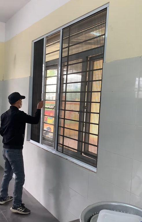 Giá rèm cửa lưới chống muỗi và ngăn côn trùng 450k